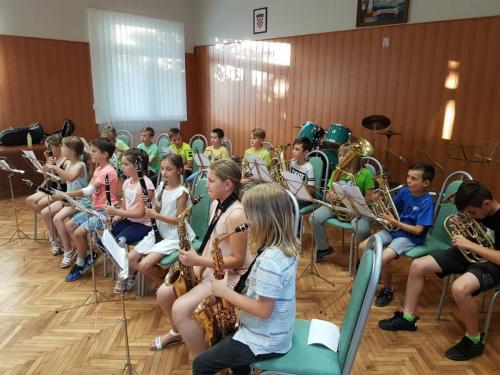 Pomladak orkestra generacije 2017-javni sat